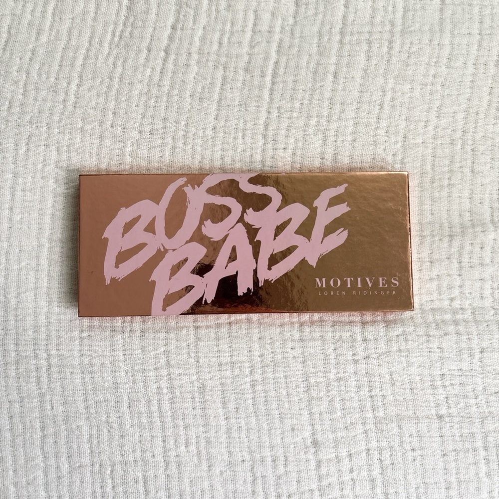 Motives “Boss Babe” eyeshadow palette